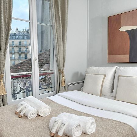Stunning Apartment Near Eiffel Tower Parijs Buitenkant foto